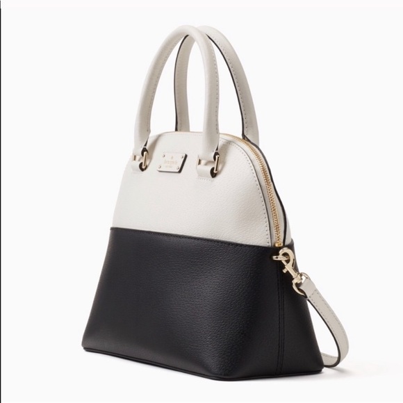 kate spade Handbags - Kate Spade white & black purse